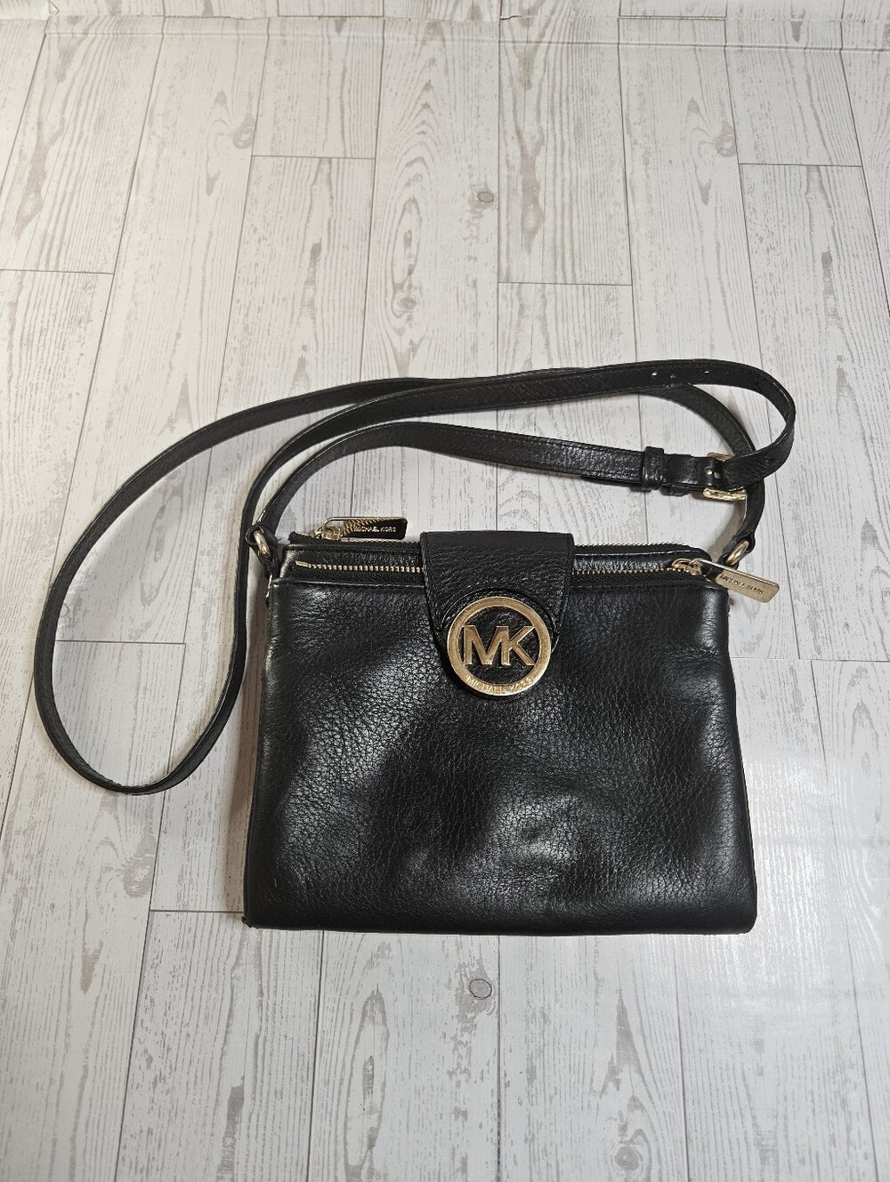 Michael Kors Fulton Black Crossbody Bag Leather Double Zip Built In Wallet